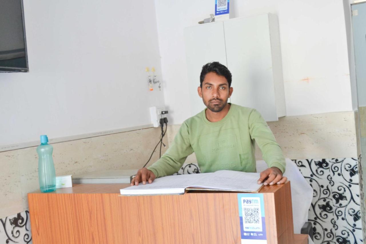 Hotel O New Jp Hotel Meerut Exterior photo